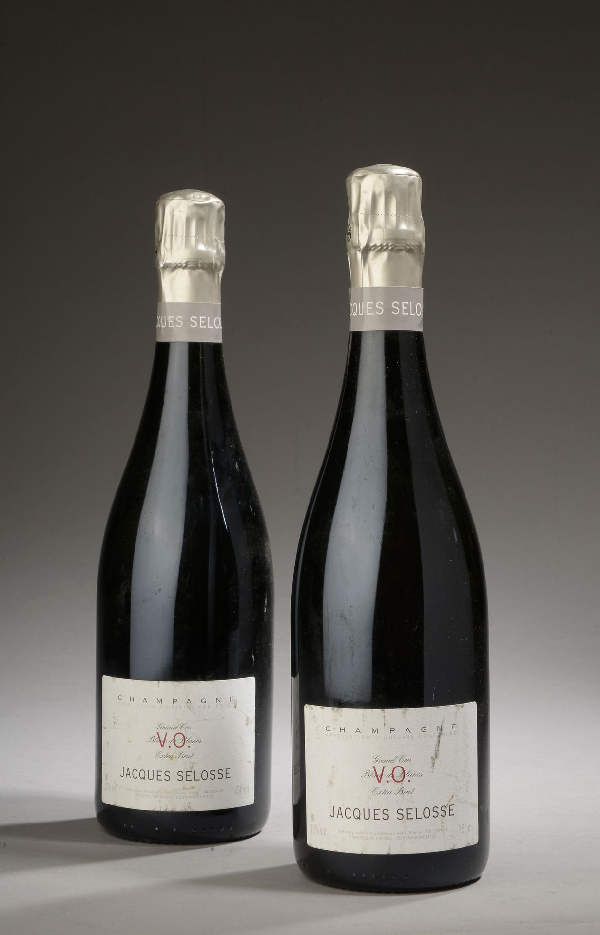 Null 2 bouteilles CHAMPAGNE "V.O.", Jacques Selosse (Grand Cru Blanc de Blancs, &hellip;