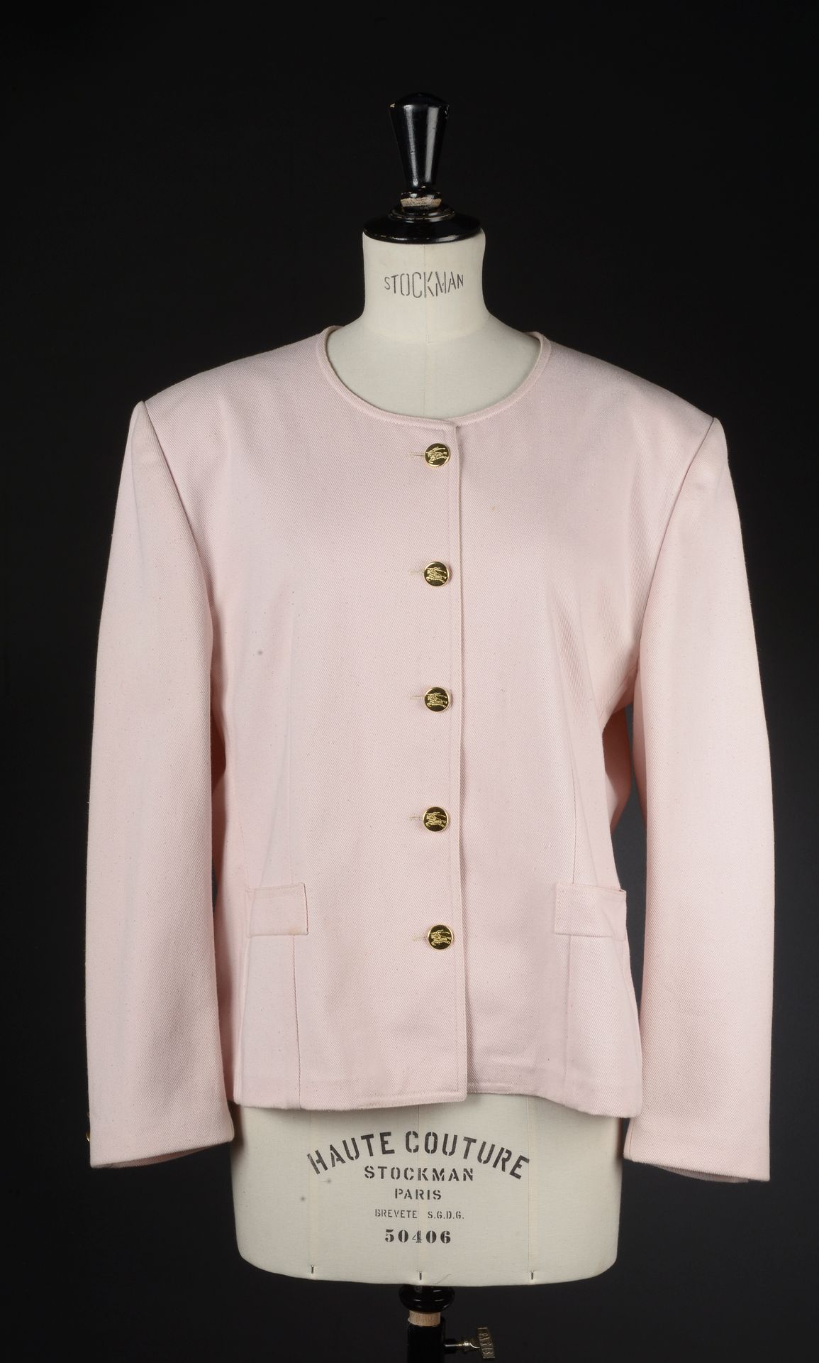 Null BURBERRY'S - T. : 46
Veste en coton façon jean de couleur rose poudré subti&hellip;