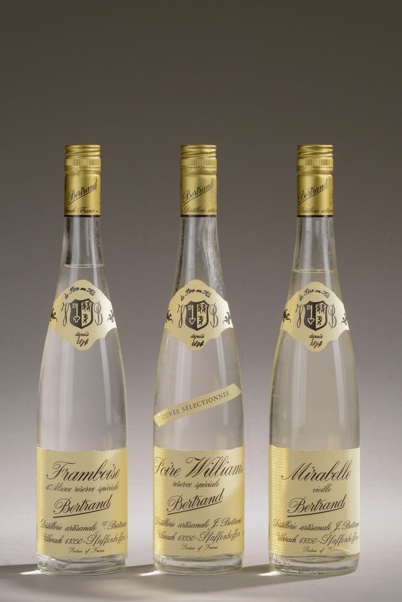 Null 3 Flaschen EAU-DE-VIE Bertrand (1 Mirabelle "Vieille" ela; 1 Himbeere "Rése&hellip;
