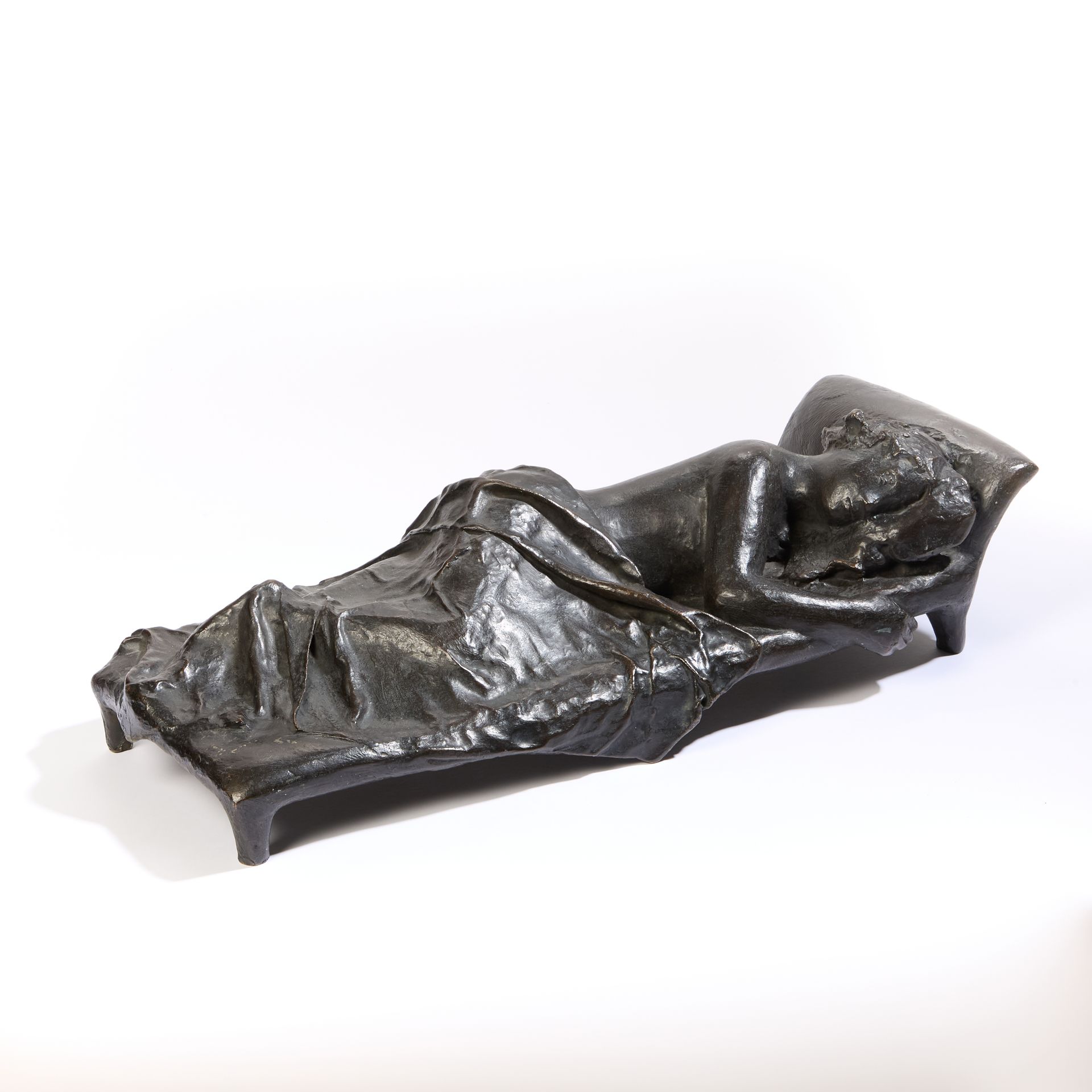 Null Françoise SALMON (1917-2014).
Schlafende Frau.
Bronze mit schwarzer Patina,&hellip;