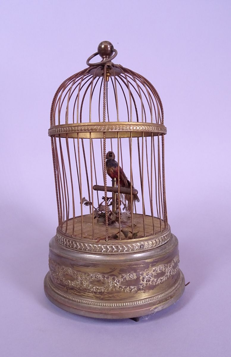Null 物品 唱歌的鸟笼子a/钥匙黄铜镀金金属1只机械唱歌的鸟20世纪初法国N°3326232（Ds l'état）高：28厘米