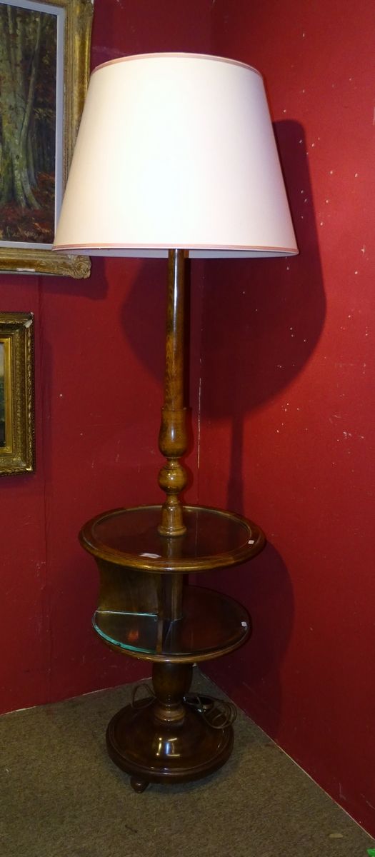 Null Luminaire: lampadaire en bois a/ abj 20eS# tablettes rondes