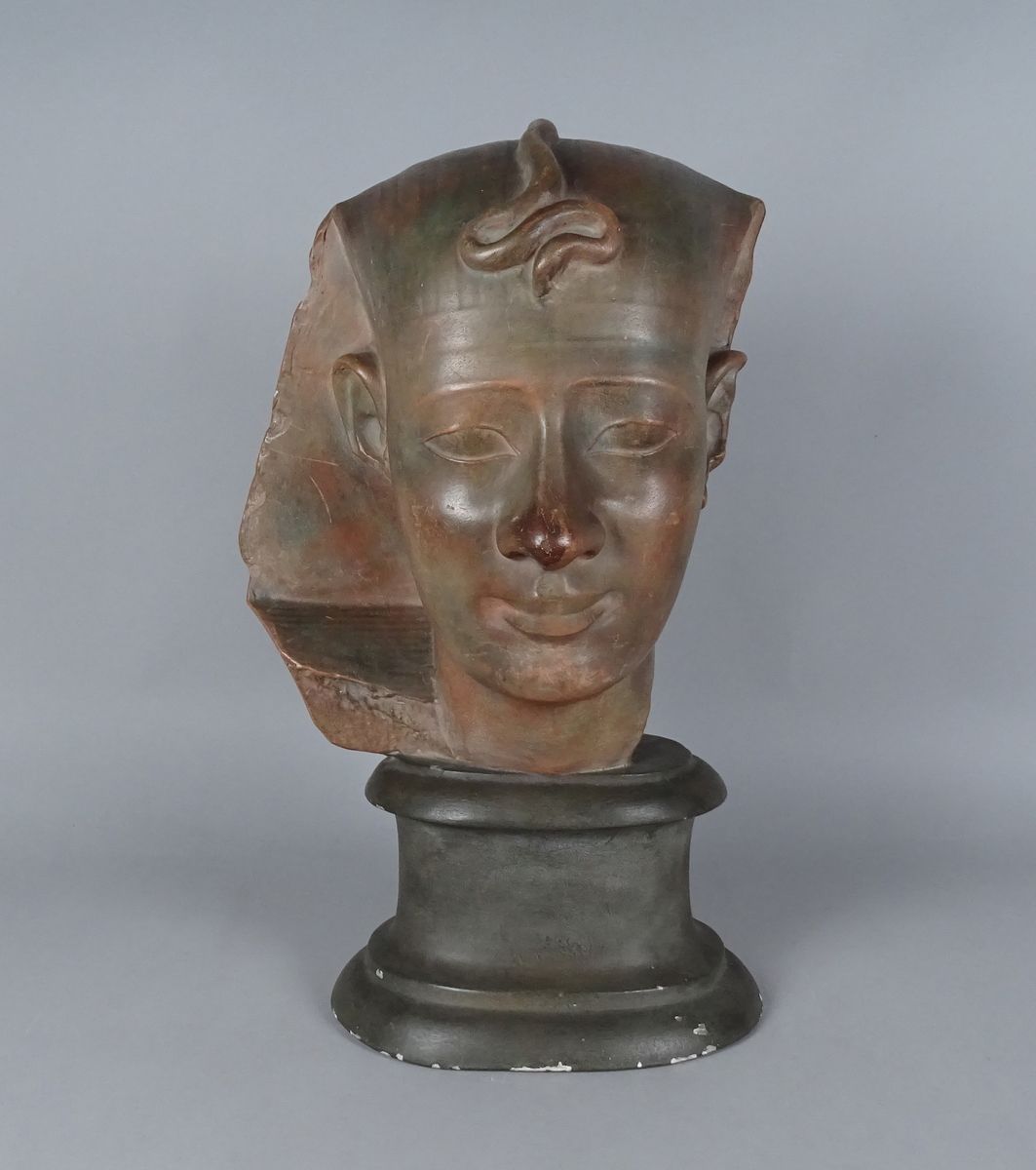 Null Sculpture: plâtre -Tête de pharaon- anonyme 1ère moitié 20eS H:56cm
