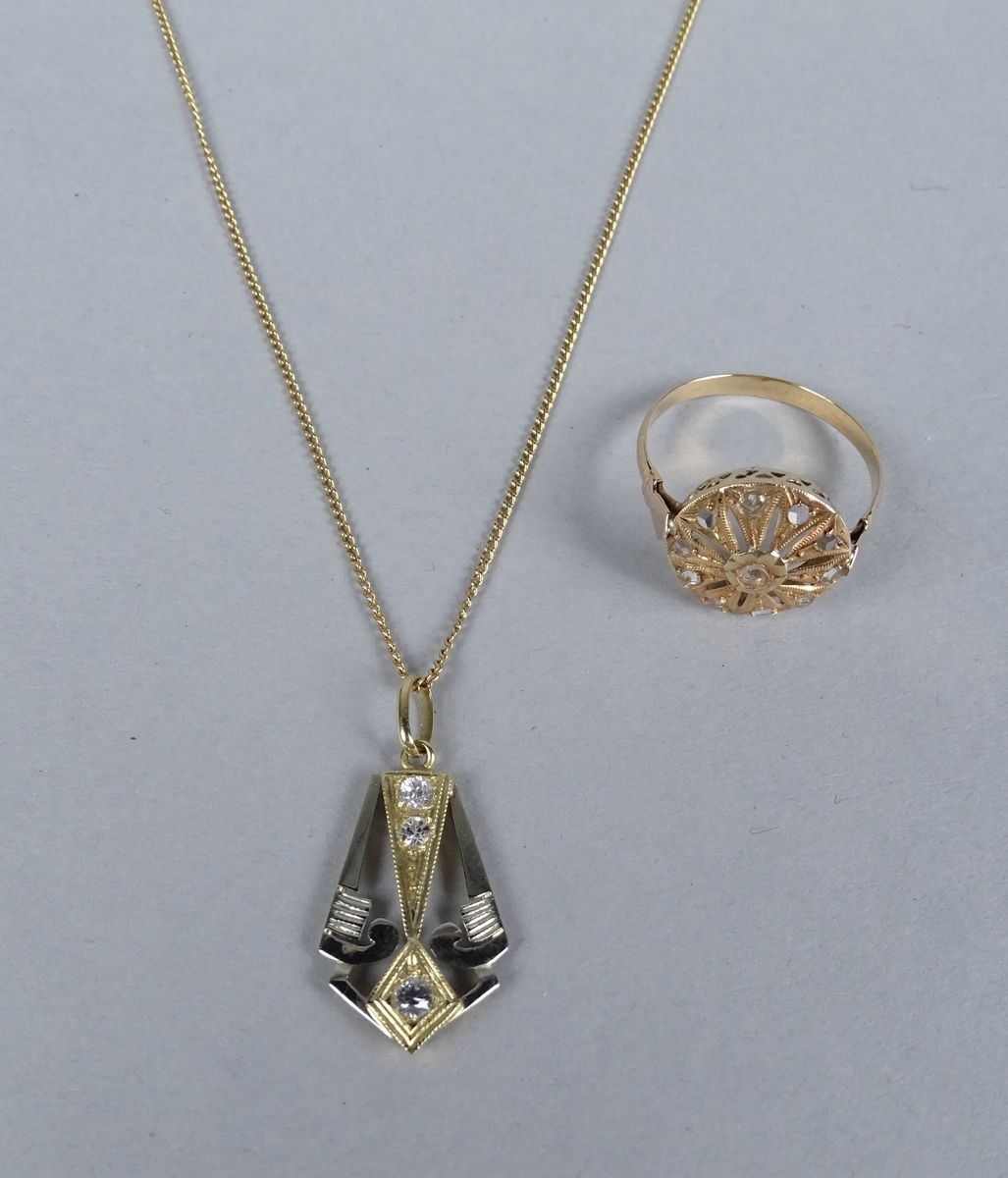 Null Gioielli: collana/catena, ciondolo e anello in oro giallo 18 carati con zaf&hellip;