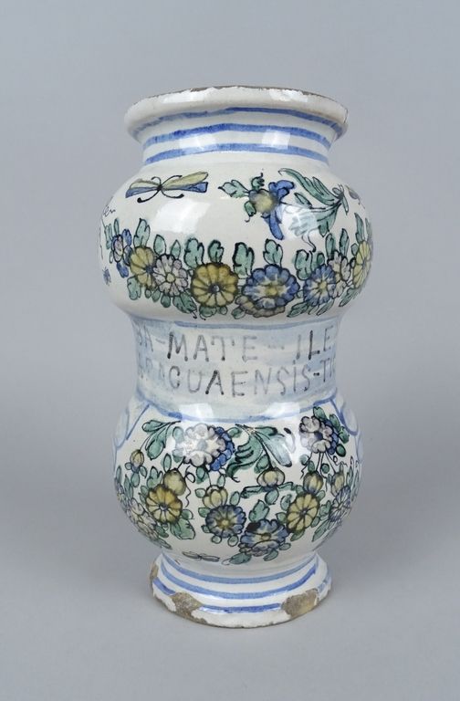 Null Bote de cerámica mayólica de farmacia pintado con flores fechado en 1742 -I&hellip;