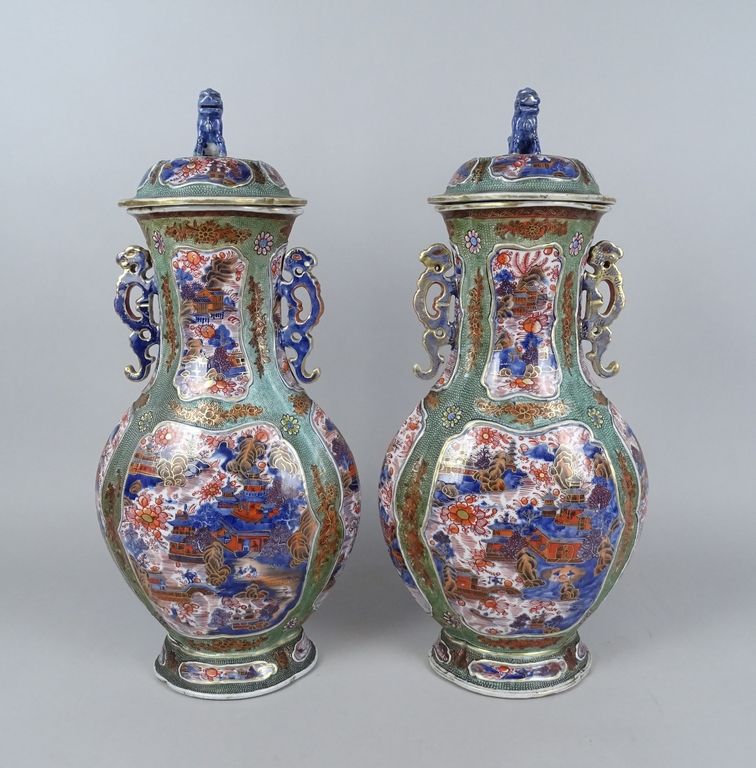 Null Asiatique: paire de potiches couvertes chinoises en porcelaine de style Ima&hellip;