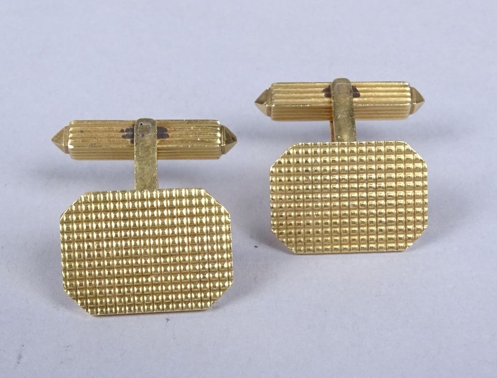 Null Jewel: Pair of cufflinks in 18K yellow gold P: 14,7gr