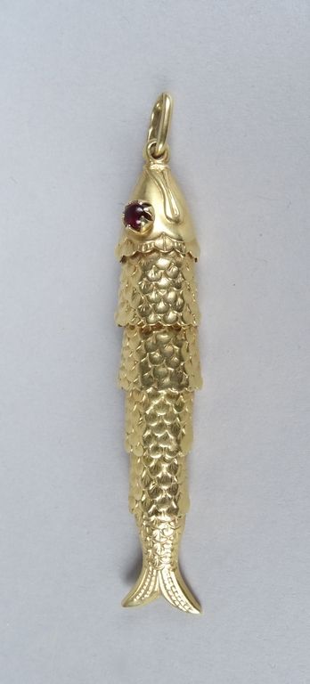 Null Gioiello: pendente a forma di pesce articolato in oro giallo 18 carati P: 1&hellip;