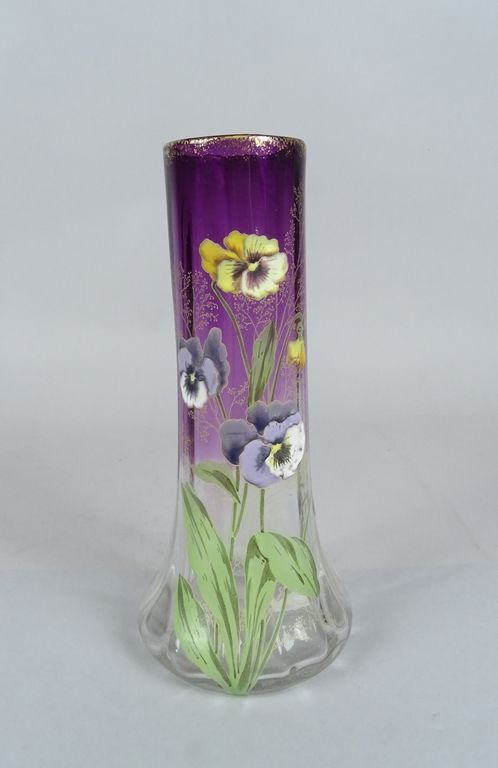 Null 玻璃器皿：新艺术风格的彩色玻璃花瓶，带有勒格拉斯风格的珐琅彩，归属于蒙特乔伊玻璃厂，高：26厘米
