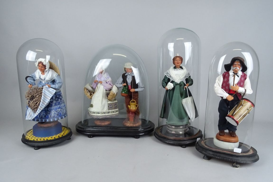 Null Sculpture: (5) collection of dressed terracotta santons from Provence signe&hellip;