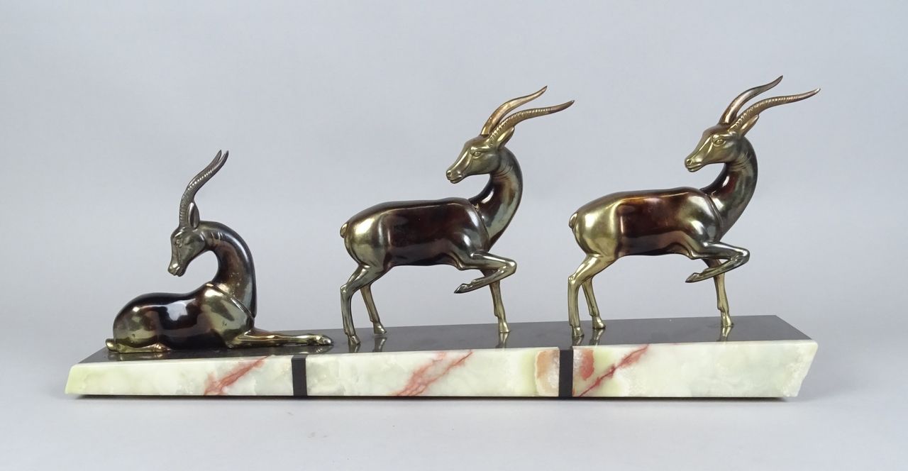 Null Sculpture: metal -Antilopes- anonymous mid 20th century 20x53x5cm on marble&hellip;