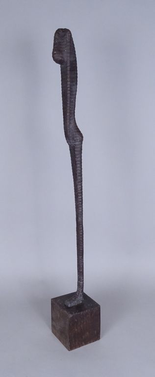 TRAORE Daouda Sculpture: bronze patiné -Personnage debout stylisé- attribution p&hellip;