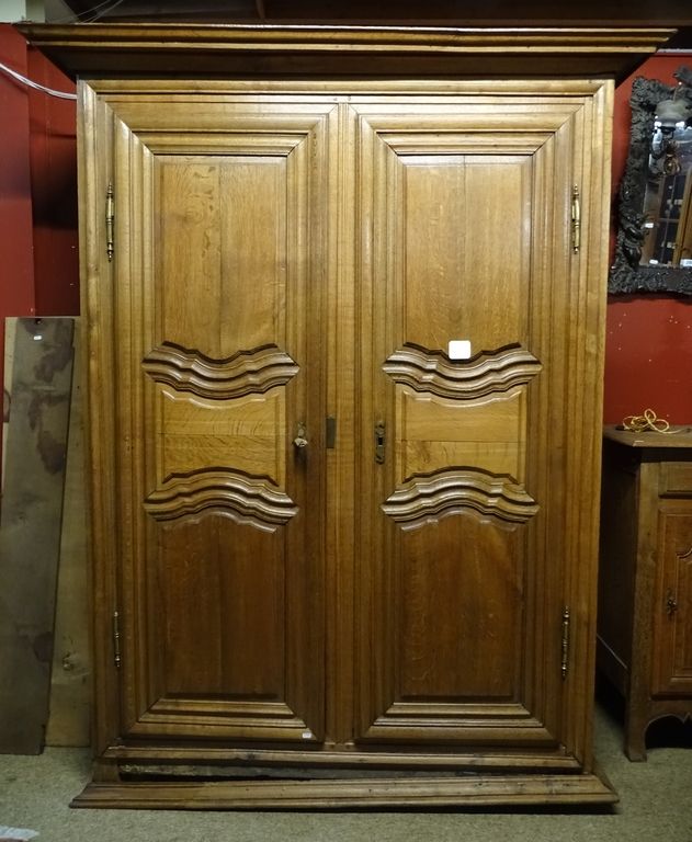 Null Meuble: armoire en chêne Louis XIV fin 18eS# 227x173x73cm