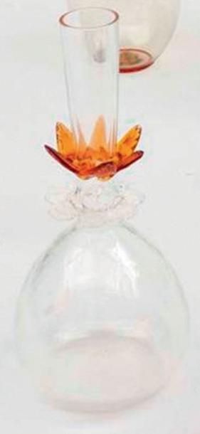 MURANO - CLETO MUNALI VASE PANSU à haut col et double corolle, l'une orangée. Si&hellip;