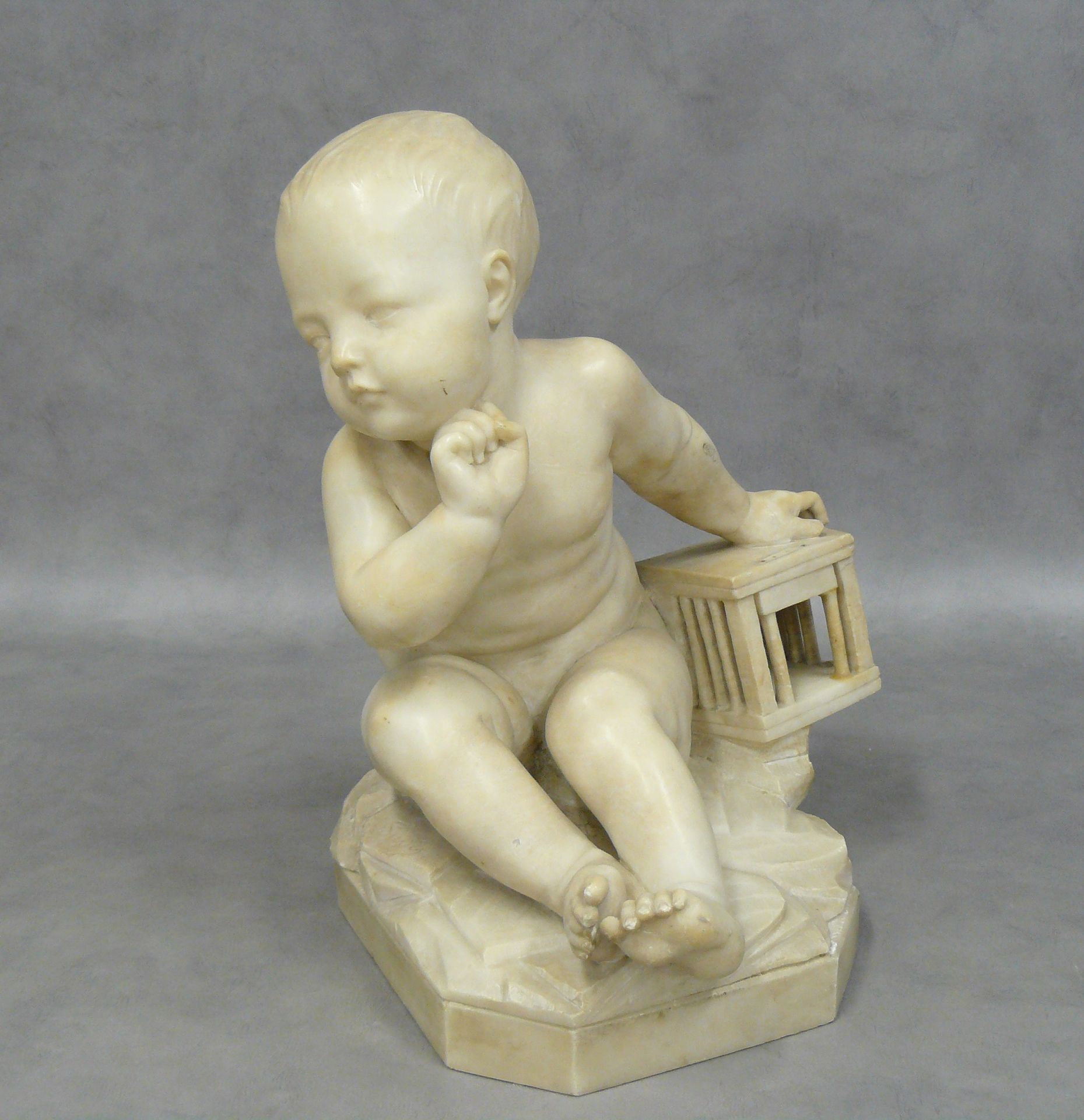 Null PUGI (end of the 19th century) : cherub with a birdcage : alabaster sculptu&hellip;