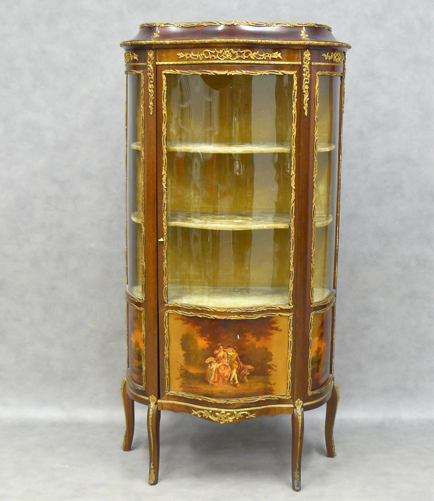 PAOLI Louis XV style display cabinet in veneer (early 20th century) and painted &hellip;