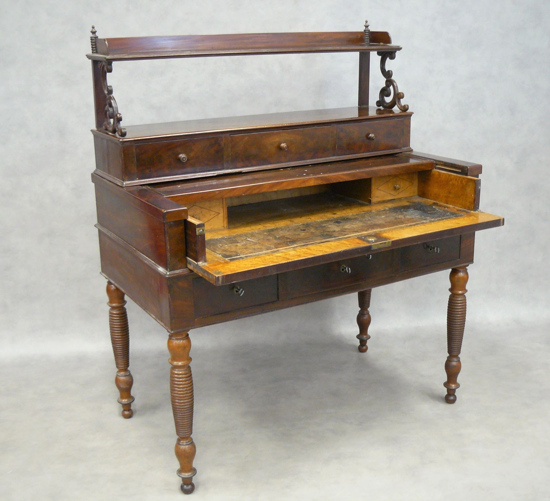 Null Schreibtisch aus Mahagoni und Mahagoni-Furnier Napoleon III. Die verschiebb&hellip;