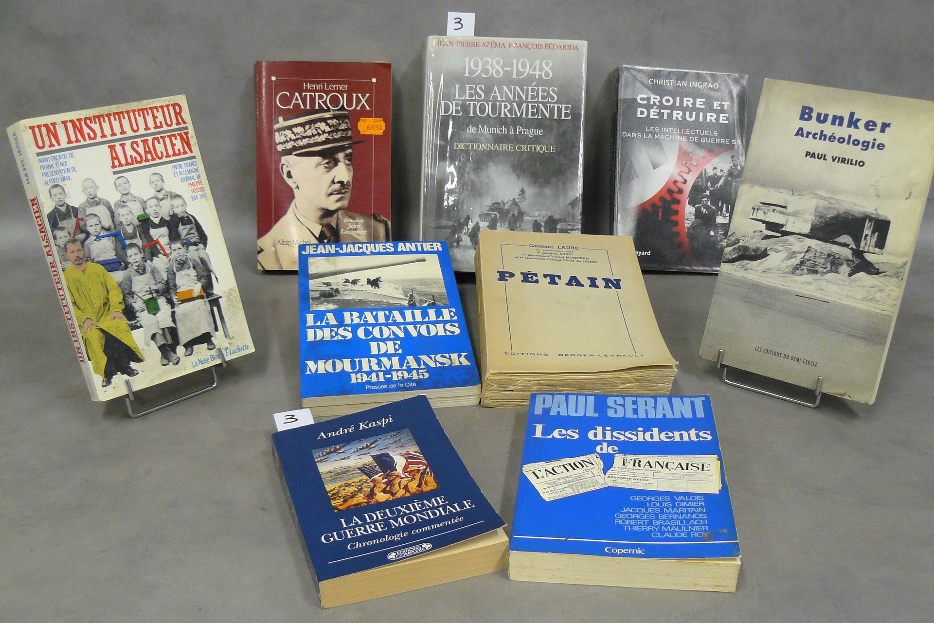 PÉTAIN Lot von 9 Büchern über den Zweiten Weltkrieg, darunter: Die Jahre des Auf&hellip;