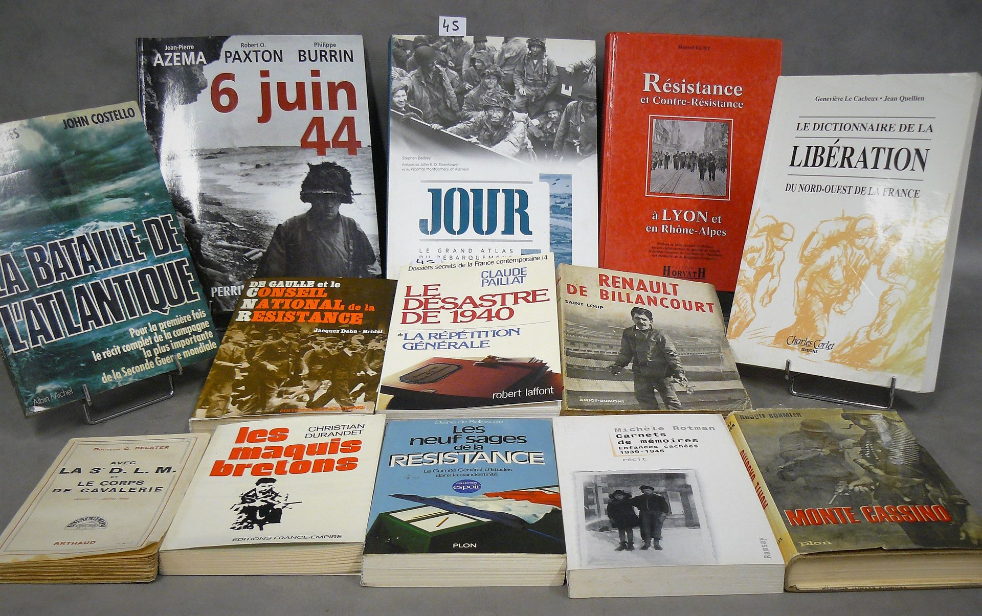 2ème guerre Mondiale 一批13本关于1939-1945年战争的书籍，包括：1944年6月6日