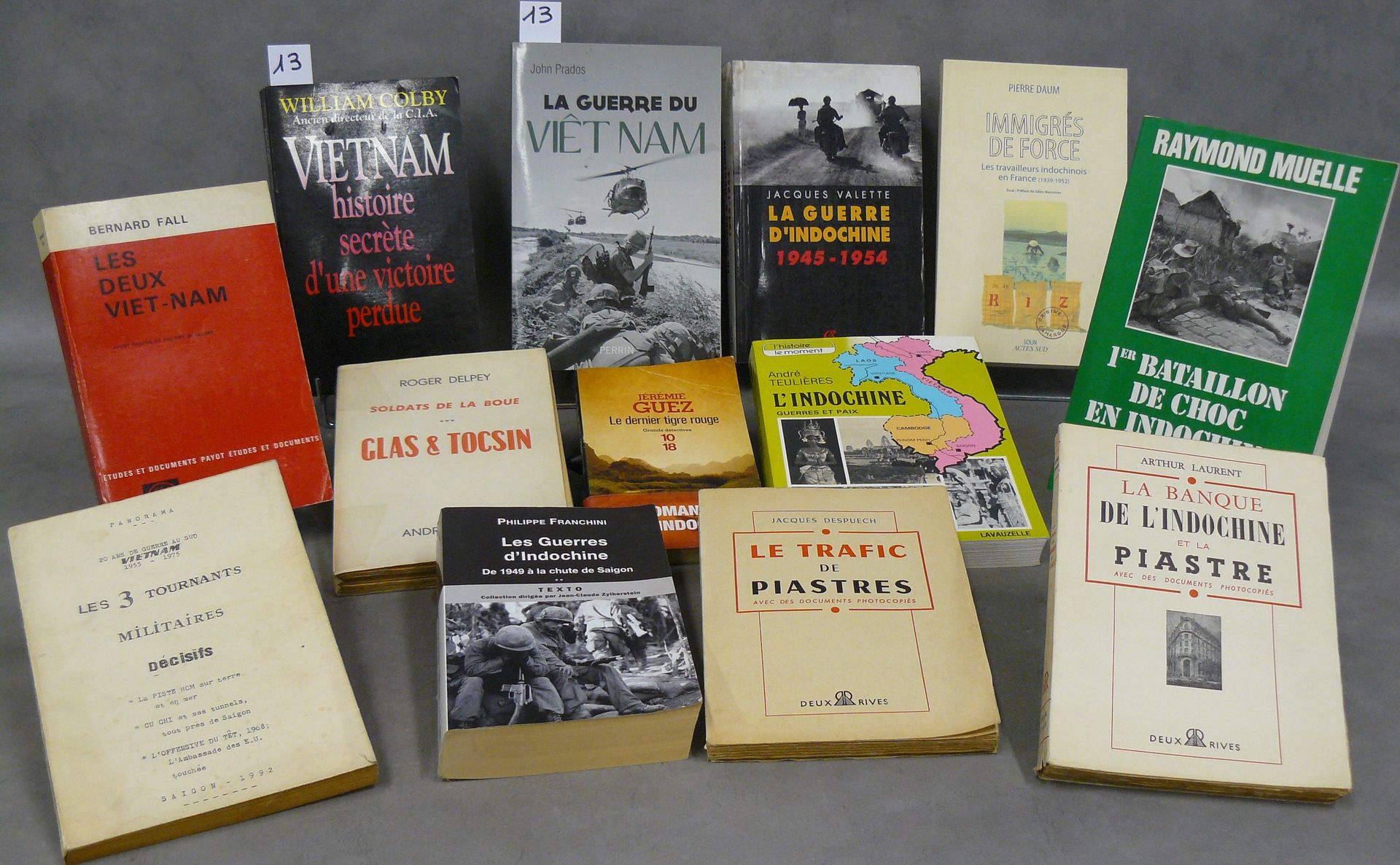 Indochine, Viet Nam lot de 13 ouvrages sur la guerre d'Indochine et la guerre du&hellip;