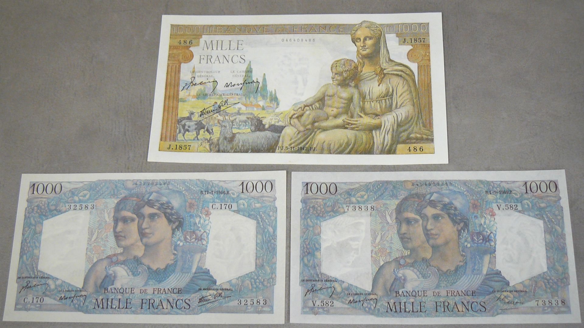Null VARIOS - Lote de 3 billetes de 1000 FRANCOS - Fayette 40 - Alfabeto 1857 J &hellip;