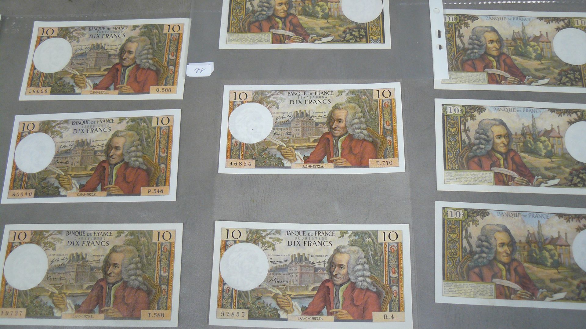 Null 10 FRANCS (VOLTAIRE) - Type 1963 - Fayette 62 - lot of 15 bills, some with &hellip;