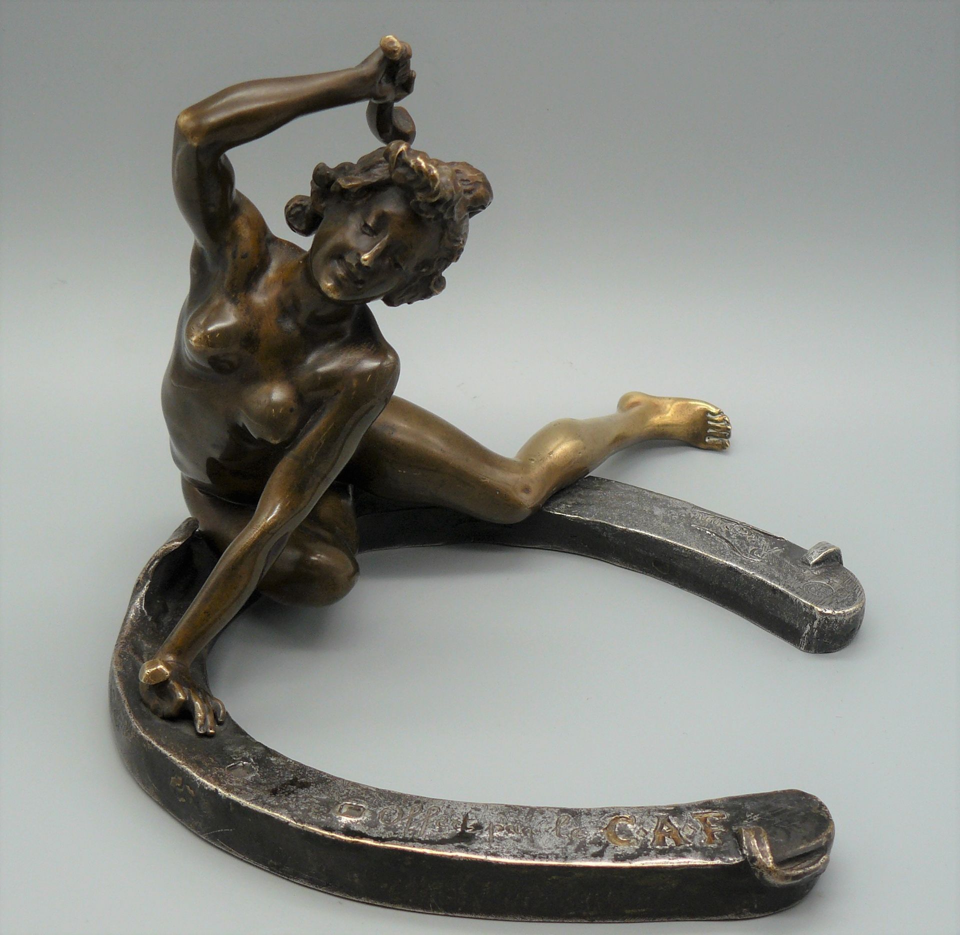 RECIPION Georges RECIPION (1860-1920) : le porte-bonheur, sujet en bronze patiné&hellip;