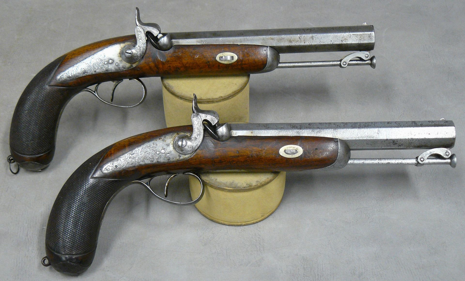 Null a pair of percussion pistols, rifled barrel, captive ramrod, finely squared&hellip;