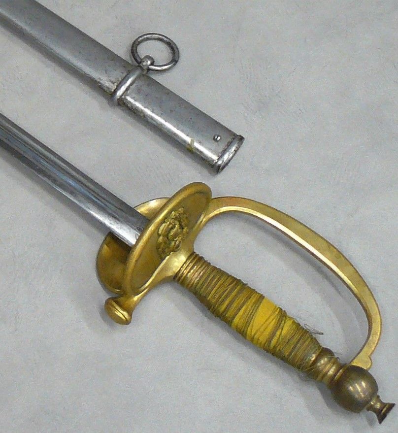 Null espada de oficial del servicio de sanidad, placa decorada con el caduceo, f&hellip;