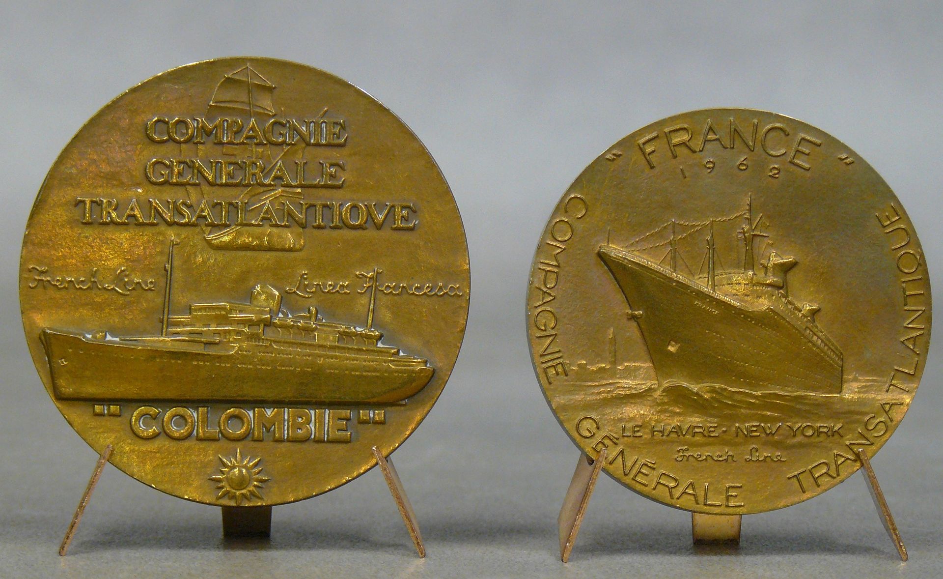 Null one lot: Compagnie Générale Transatlantique - two bronze medals - TTB