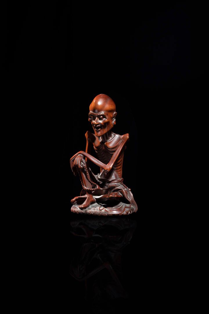 BUDDHA BUDDHA
Fastende Buddha-Figur aus Sandelholz, China, Qing-Dynastie, 20.
H &hellip;