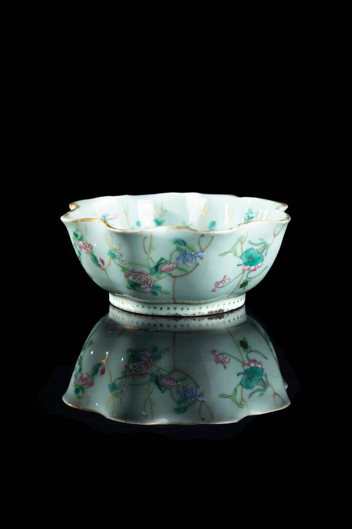 CIOTOLA IN PORCELLANA 瓷碗
青花瓷花纹碗，中国，清朝，19世纪
H cm 7
直径17厘米