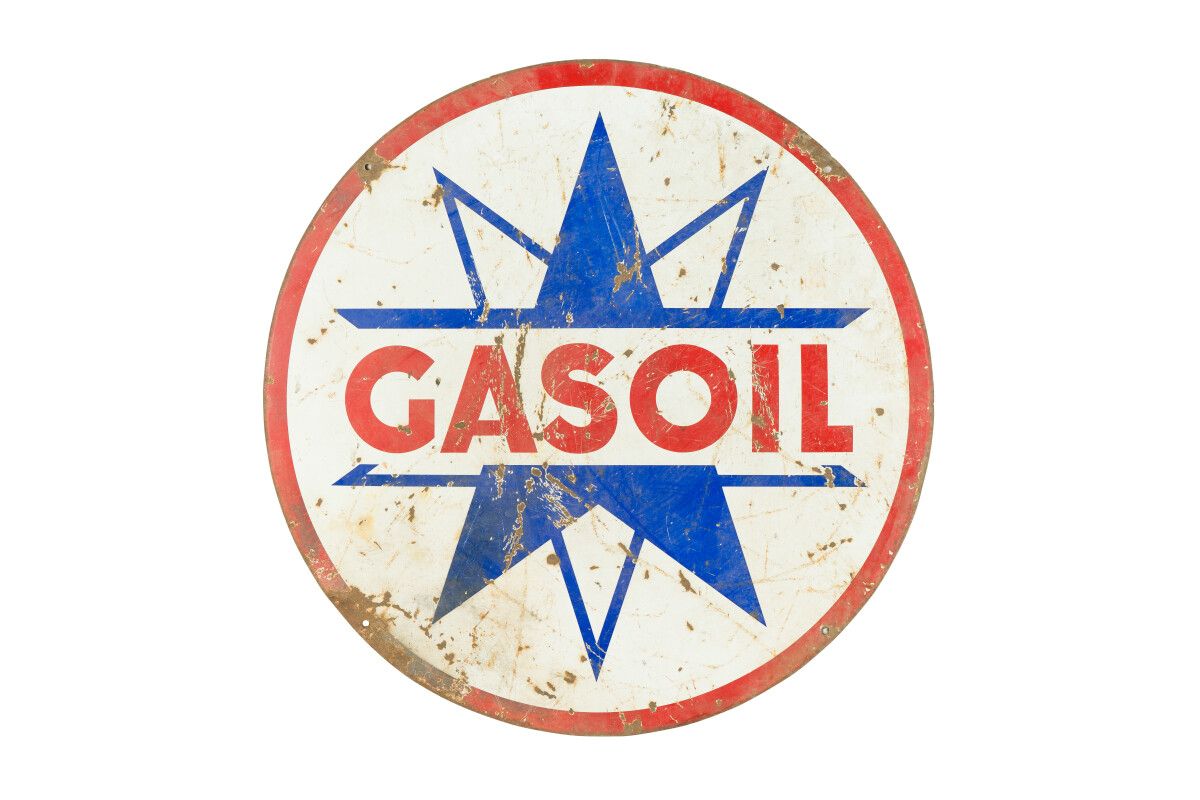 Null GASOIL.

Sans mention d'émaillerie, vers 1950.

Plaque émaillée plate ronde&hellip;