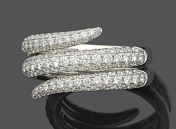 Null White gold (750‰) "snake" three-row ring paved with brilliant-cut diamonds.&hellip;