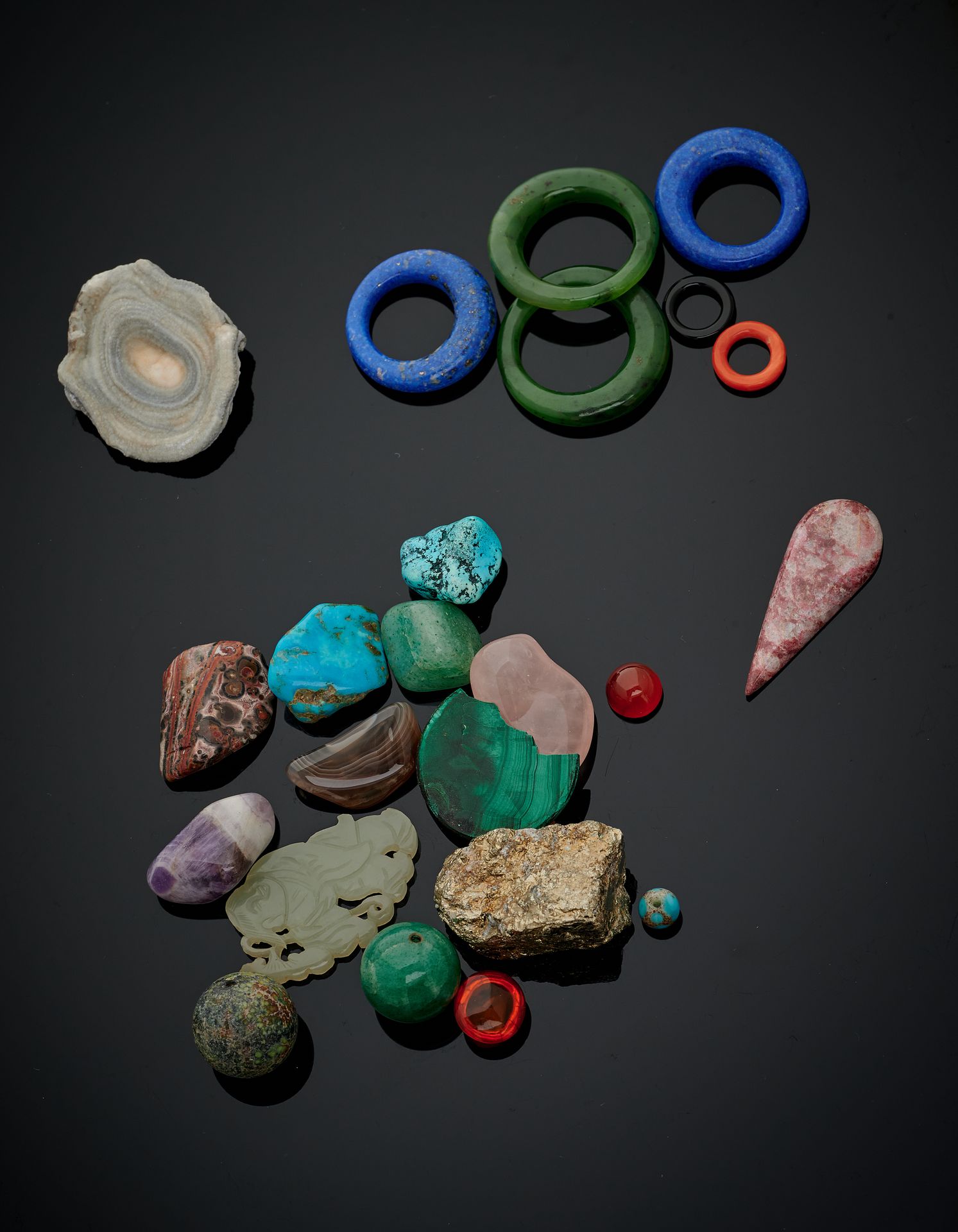 Null LOT of various hard stones (rough topaz, quartz
rose, lapis lazuli, malachi&hellip;