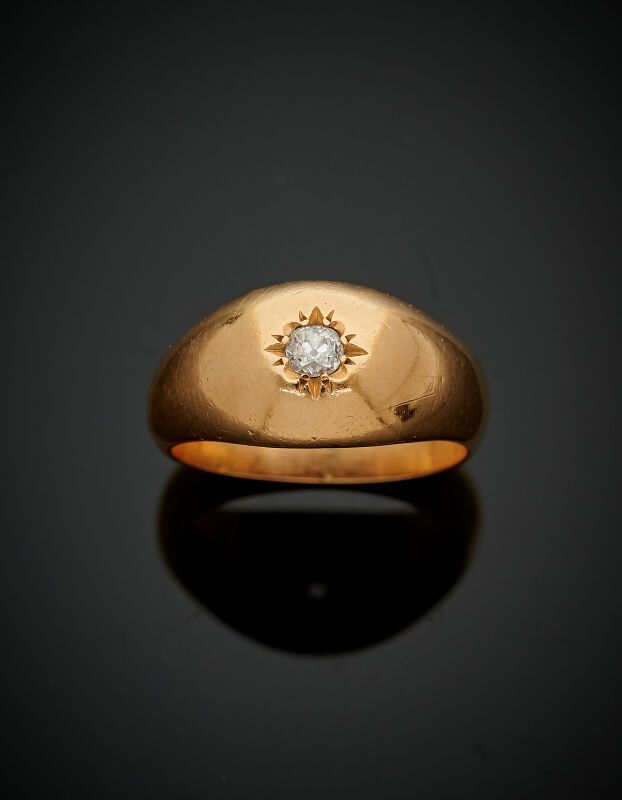 Null BAGUE « jonc » or jaune (750‰) serti d'un diamant taille ancienne de forme &hellip;