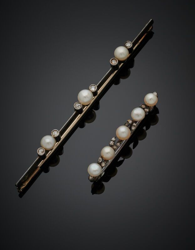Null Deux BROCHES barrettes en or gris (750‰) orné de perles (non testées) de fo&hellip;