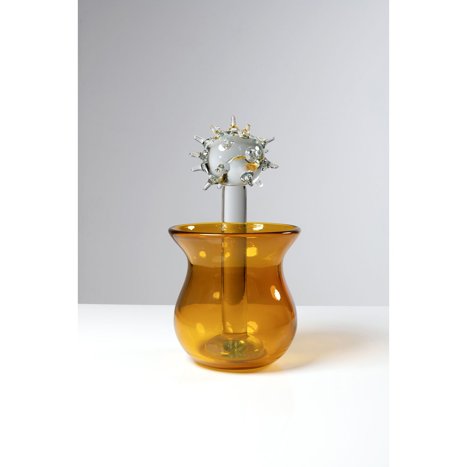 Null 马夏尔-贝罗（生于1952年

雕塑花瓶

手工吹制的玻璃

CIRVA版

2000年左右创建的模型

高 46 × 25 Ø cm

注：马夏尔-&hellip;