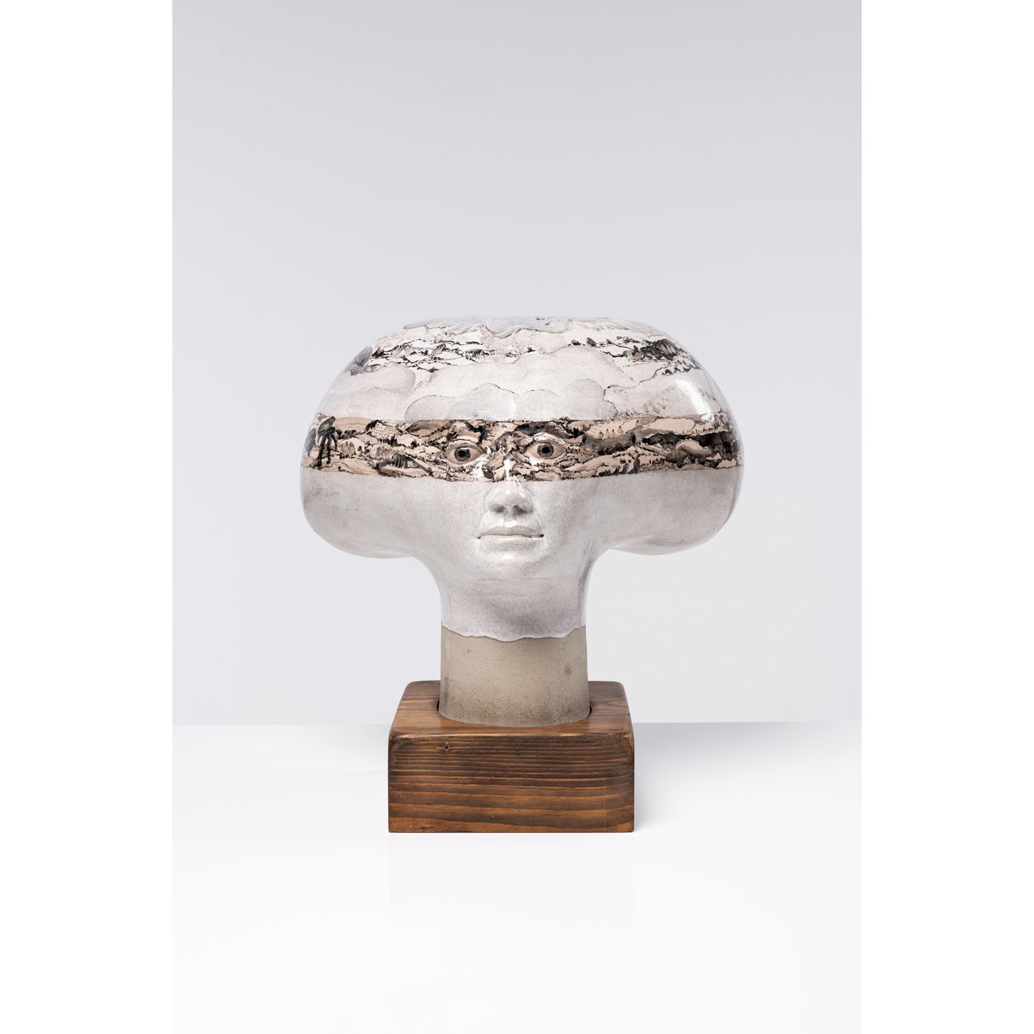 Null 弗朗索瓦丝-维吉尔（生于1952年

一个女人的脸

木质底座上的釉面陶器

50 × 45 × 16 厘米

出处 :

- Claudine Pa&hellip;