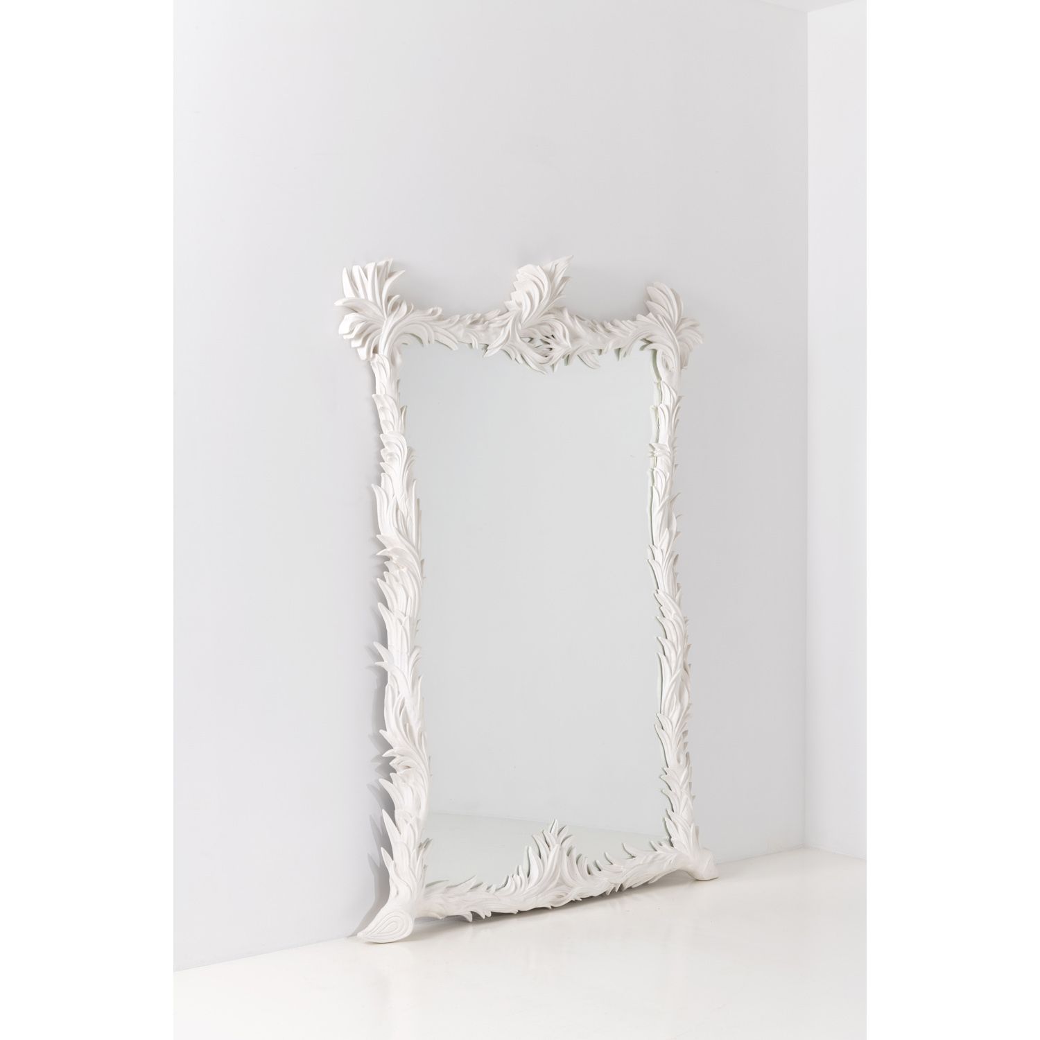 Null ƒ French production (20th c.)

Yves Saint Laurent

Mirror

Plaster and mirr&hellip;