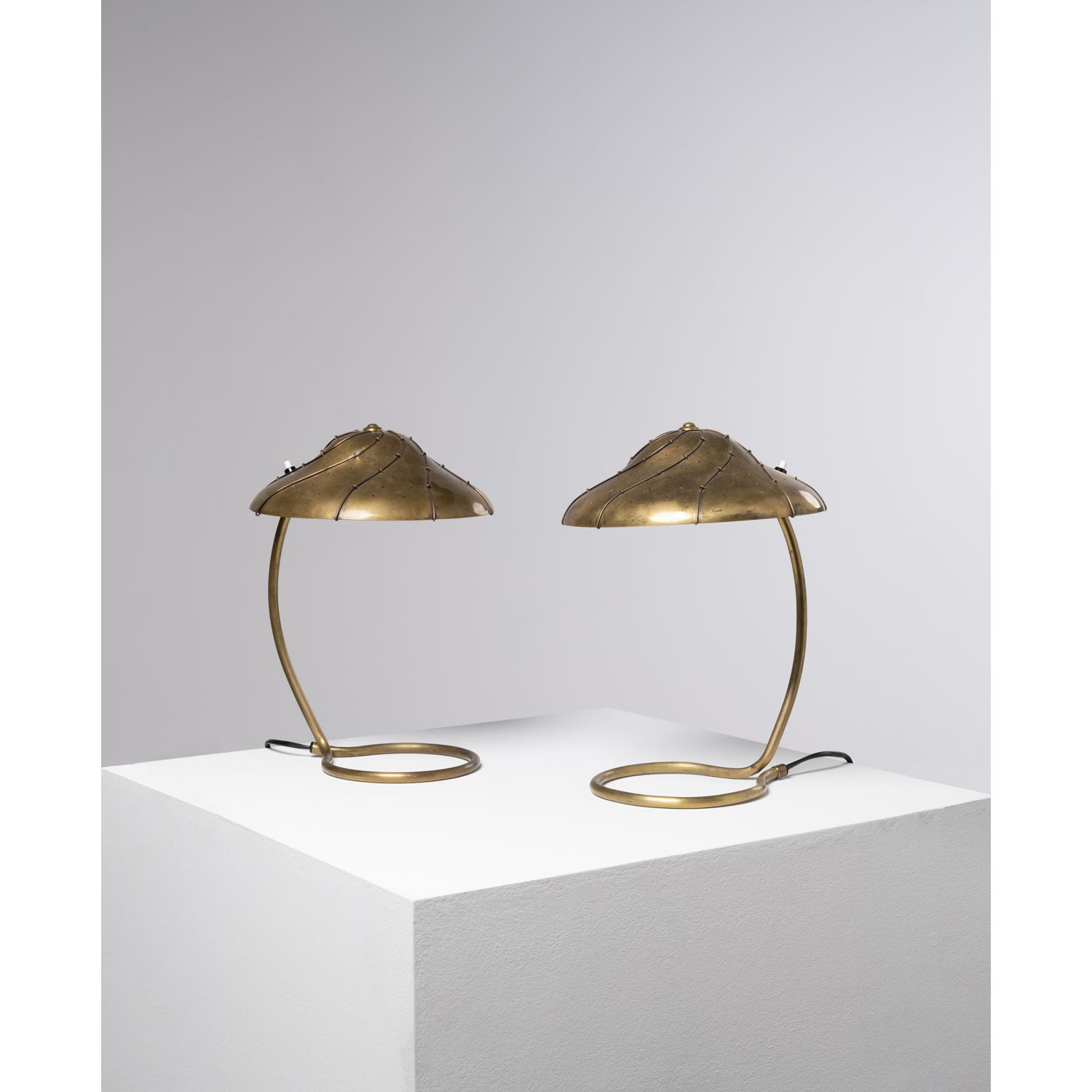 Null Paavo Tynell (1890-1973)

Pair of table lamps

Brass

Model created in the &hellip;