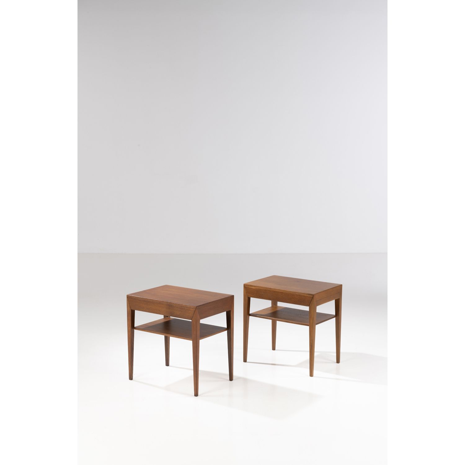 Null Severin Hansen (1887-1964)

Pair of side tables

Rosewood

Edited by Haslev&hellip;