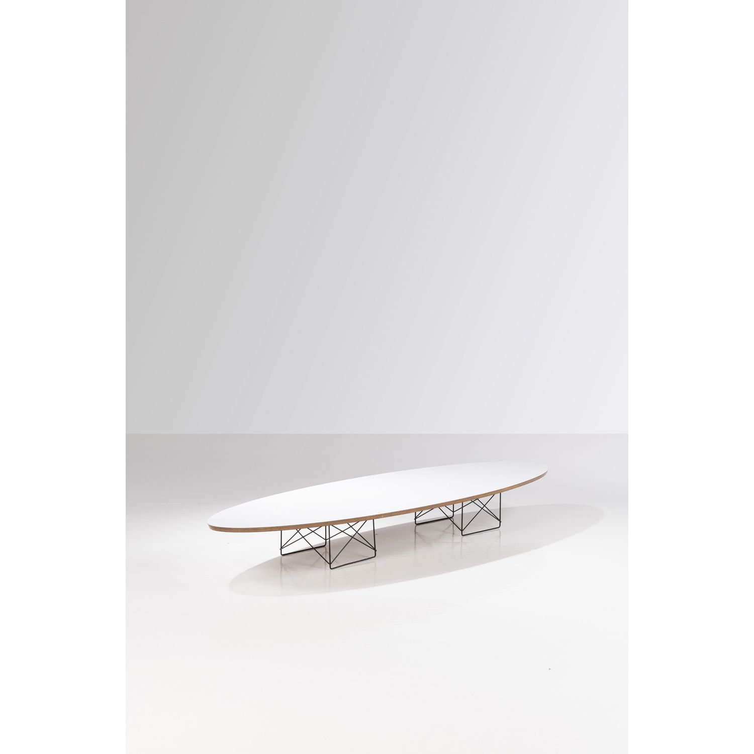 Charles et Ray Eames (XX) Surfboard Table Charles and Ray Eames (XX)


Surfboard&hellip;