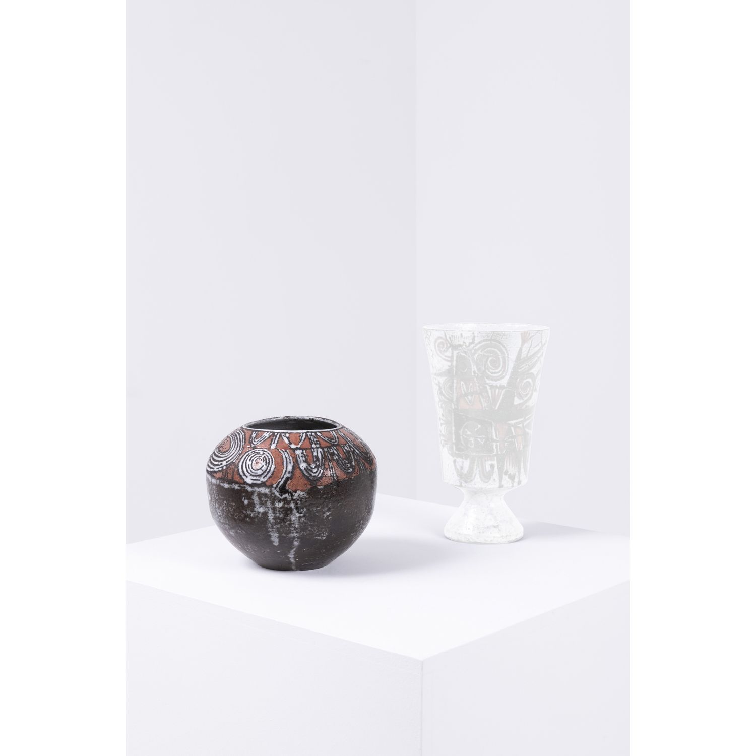 Jean Derval (1925-2010) Vase boule 让-德瓦尔(1925-2010)

球形花瓶

釉面陶瓷

1960年左右创建的模型

底&hellip;