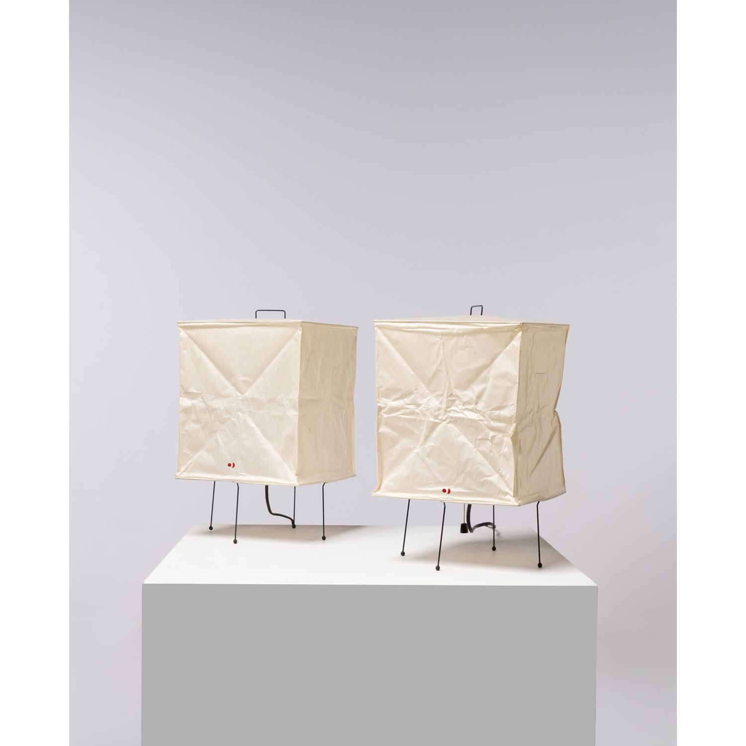 Isamu Noguchi (1904-1988) Série Akari - Modèle XP1 Isamu Noguchi (1904-1988)

Ak&hellip;