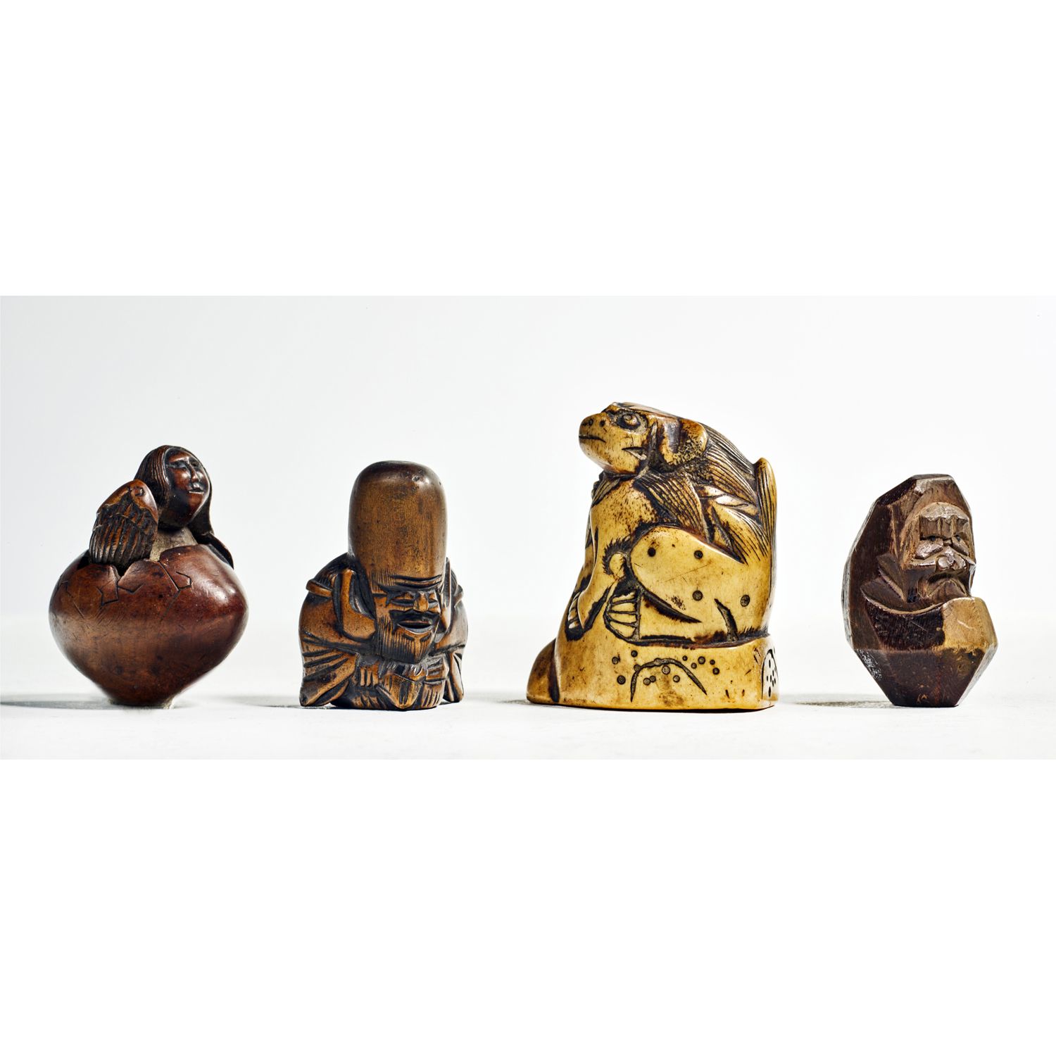 Japon XIXème et XXème siècles Giappone

XIX e XX secolo

Quattro netsuke

Uno in&hellip;