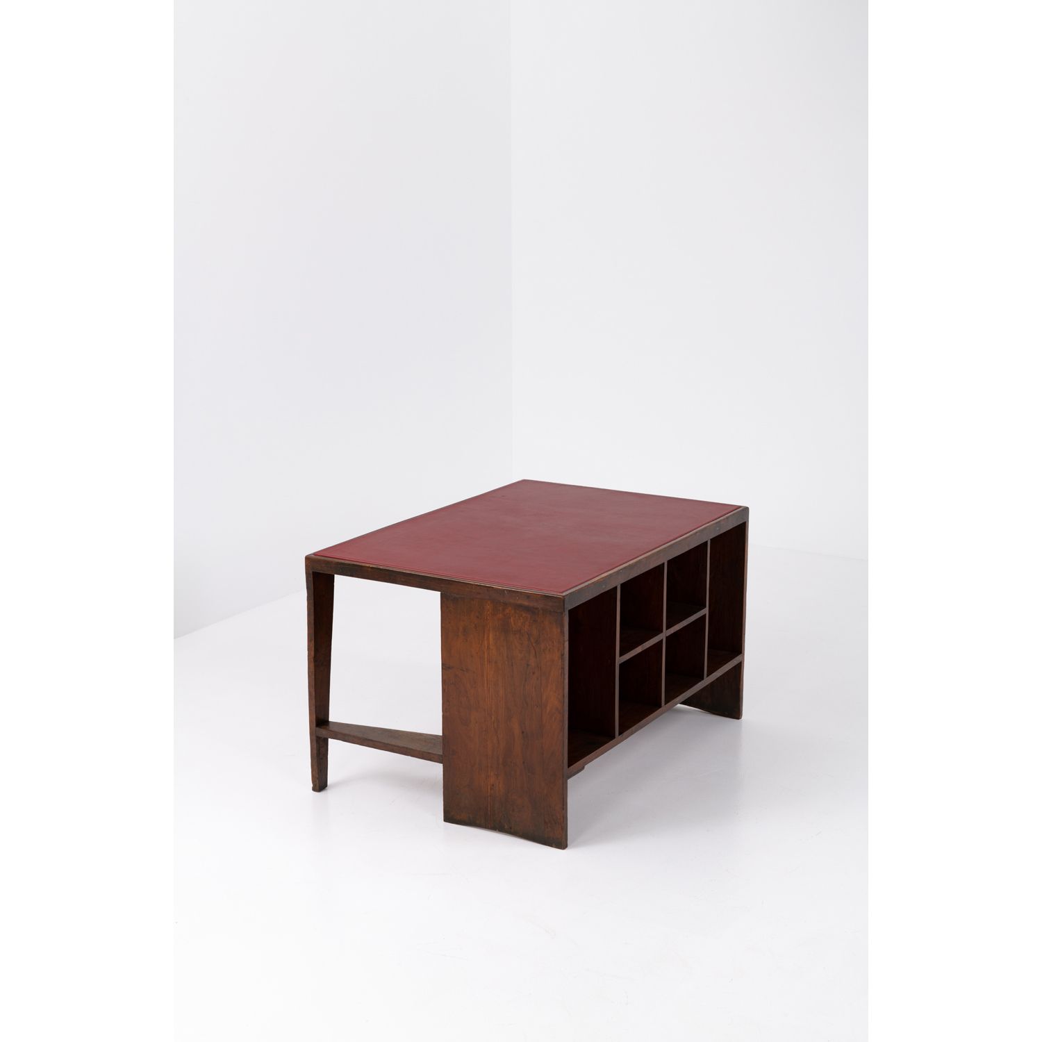 Pierre Jeanneret (1896-1967) Bureau dit 'Pigeonhole desk' Pierre Jeanneret (1896&hellip;