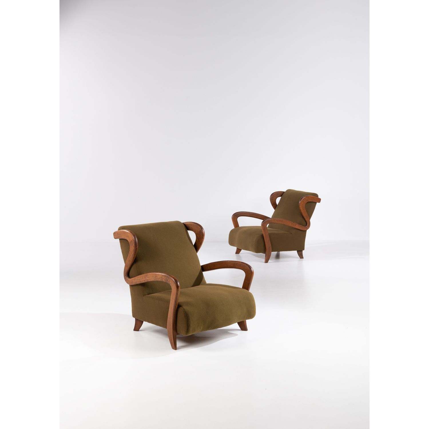 Gio Ponti (1891-1979) Paire de fauteuils Gio Ponti (1891-1979)
Paar Sessel
Lacki&hellip;