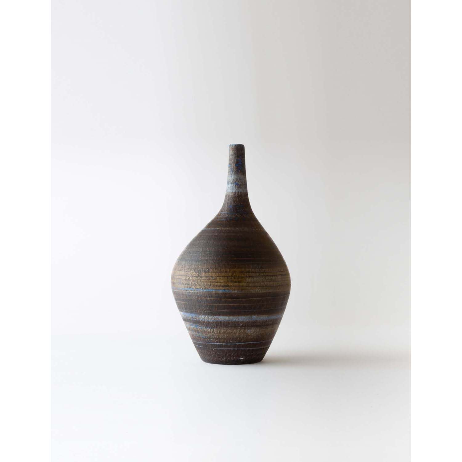 Null Les 2 Potiers (Michelle et Jacques Serre, 1956-1970)
Vase soliflore
Céramiq&hellip;
