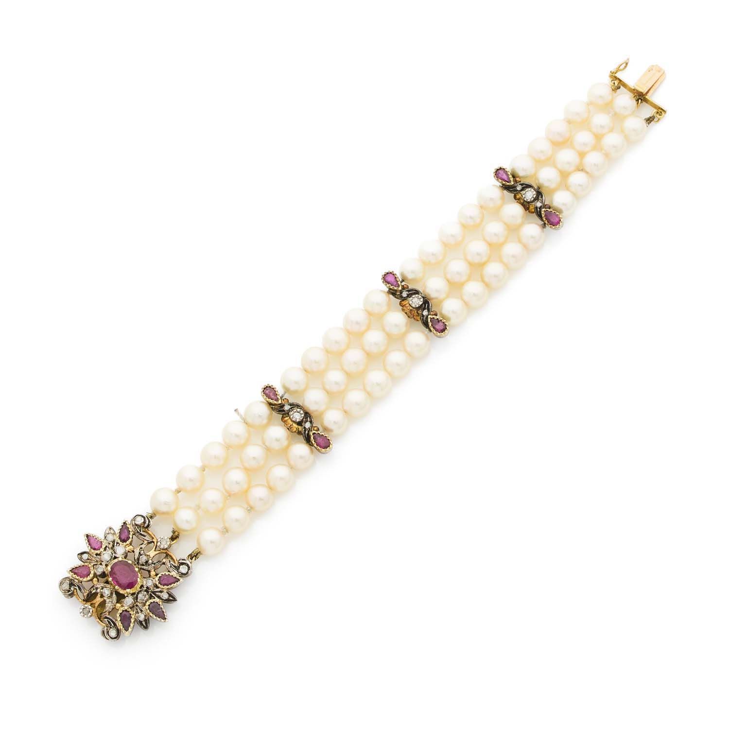 Null Bracelet de trois rangs de perles de culture réunis par trois barrettes en &hellip;